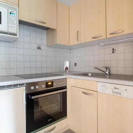 Neururer Andrea Appartement *